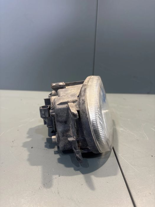 Proiector stanga Nissan Almera 2002 1.5 MT (98 hp)
