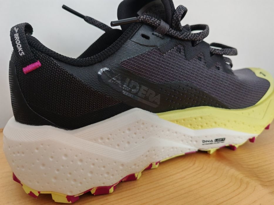 Pantofi alergare trail dama Brooks Caldera 8,mărimea 40 Green FW'25