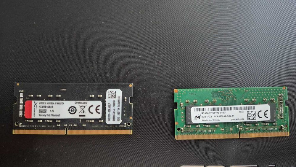 Продавам 2 бр. x 8 GB RAM DDR4