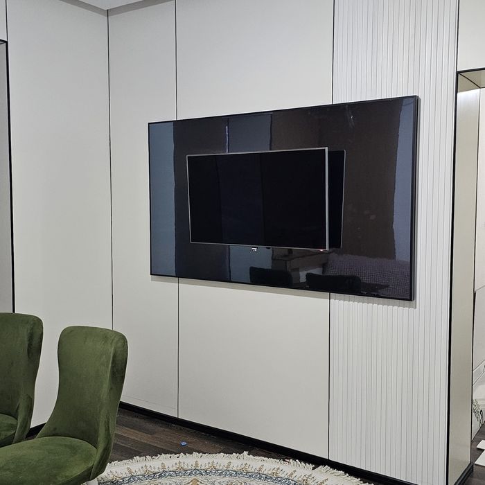 Новомосковская Квартира с хорошей планировкой и шикарным видом из окна