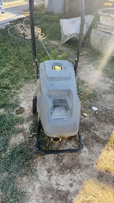 Мойка karcher для автомобиля.  380