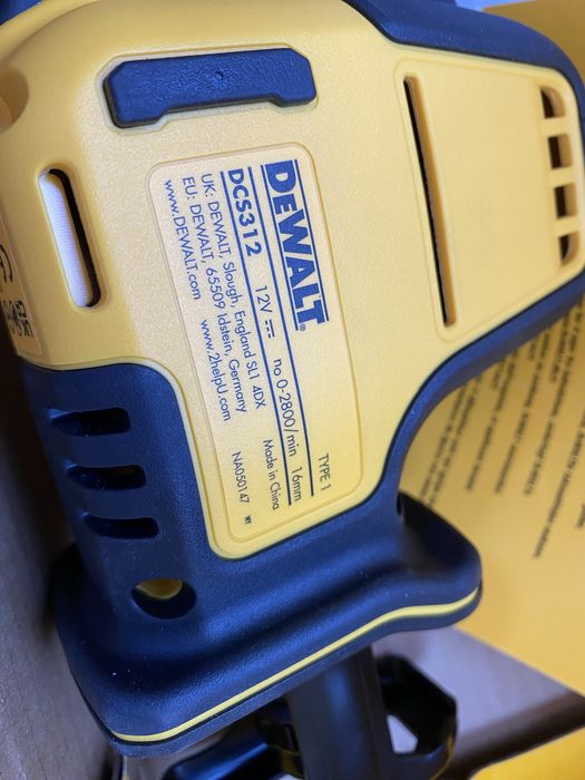 Fierastrau Dewalt nou