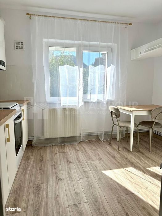 Garsonieră decomandată 38mp, renovată integral, lift nou,  Racadau