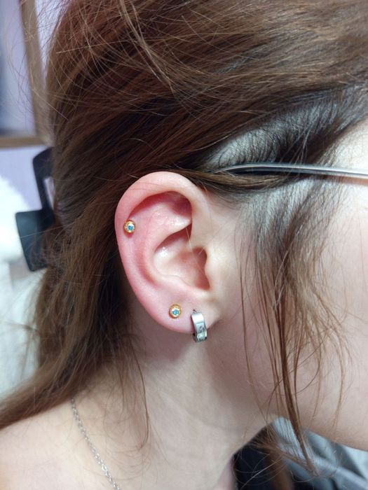 Quloq teshish arzon Og'riqsiz Tez 15-yillik tarjiba