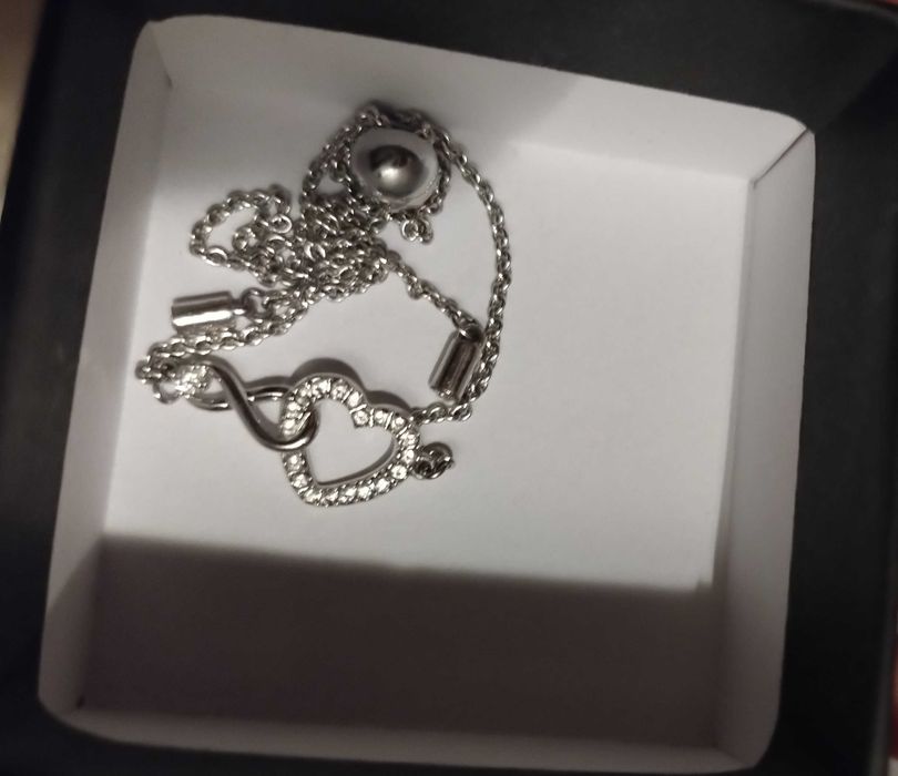 Brățară 'Infinity'Swarovski pe Argintiu