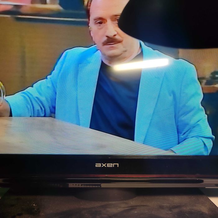 TV AXN 80 cm. HD