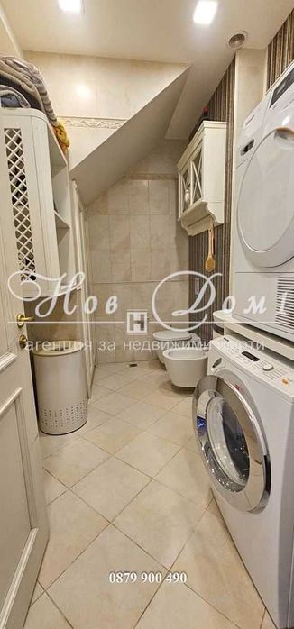 Продава се Четиристаен апартамент в Варна, Бриз - 225 кв.м за 2222 €/кв.м - Снимка #12