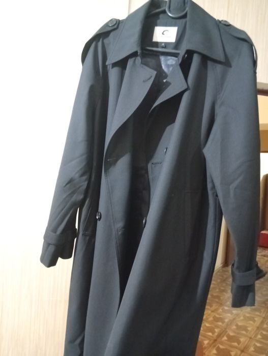 Срочно продам плащ