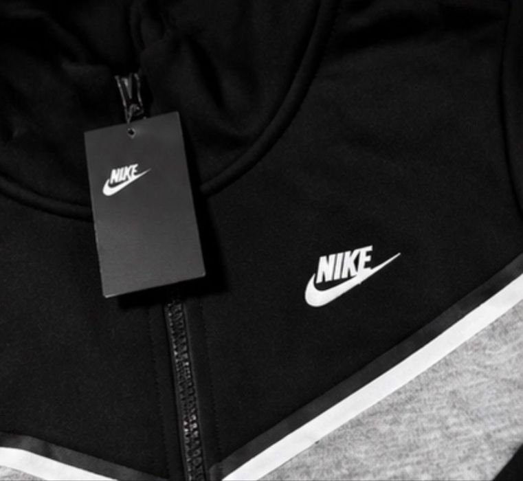 Срочно продам Nike Tech Fleece Серая