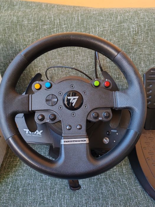 Xbox series s 512GB и волан Thrustmaster tmx force feedback