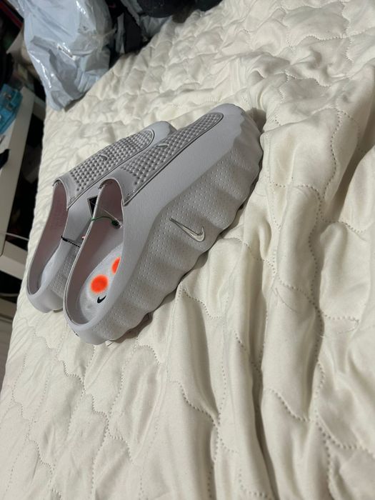 Vând Nike Mind 002