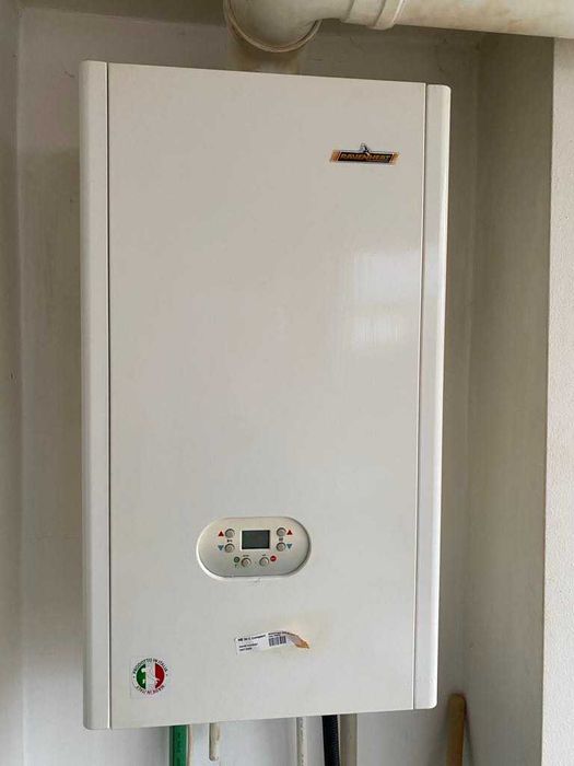 Газов Кондензационен котел RAVENHEAT HE30C MET COMPACT 25 kW