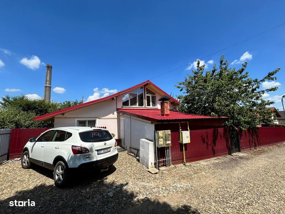 Casa P+M , foisor si bucatarie exteriora - Zona Cornisa