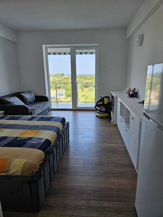 Camere cu vedere la mare de vanzare