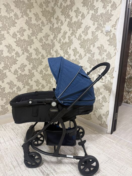 Продаётся манеж и коляска