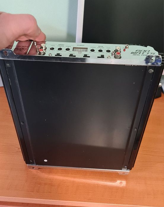 Усилвател за автомобил