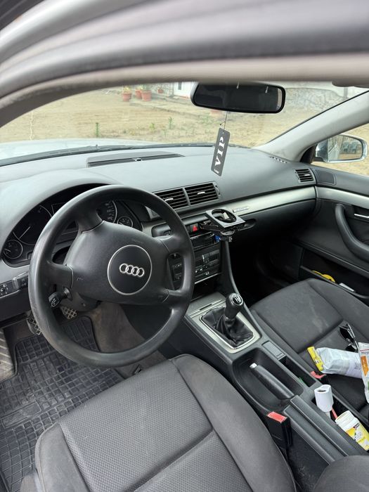 AUDI A4 0 — imagine 2
