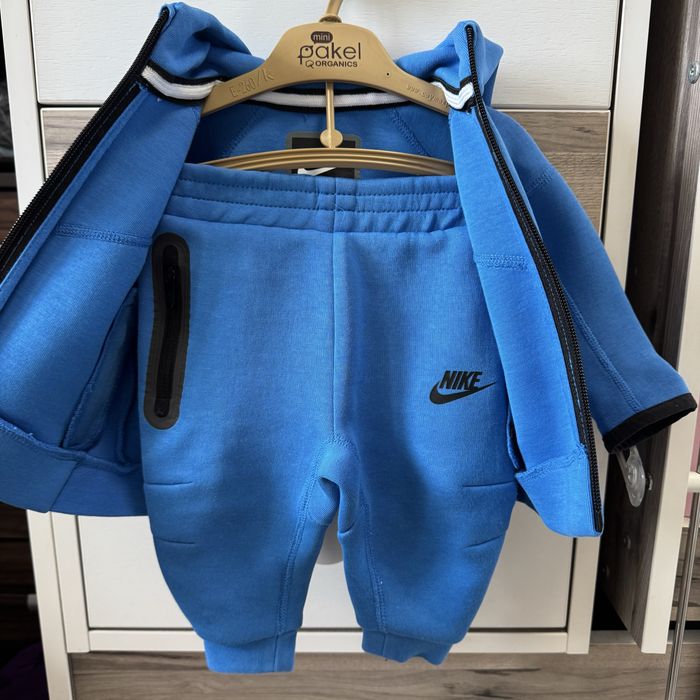 Бебешки дрехи Nike Guess Mayoral