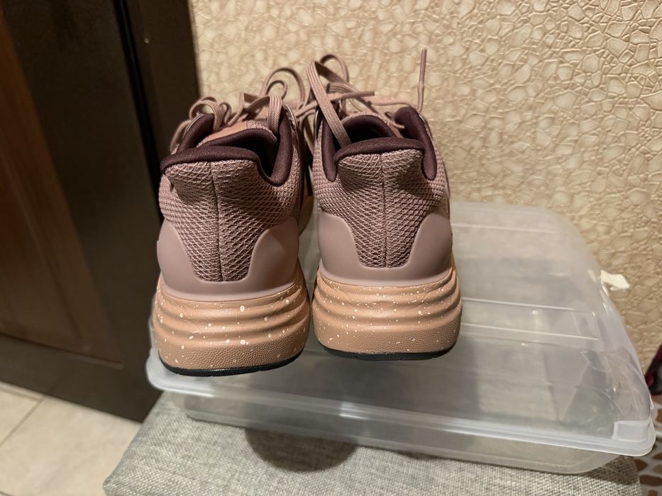 Adidas спортни обувки