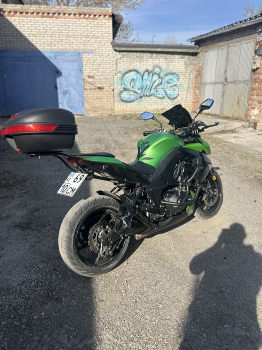 Мотоцикл Kawasaki z1000