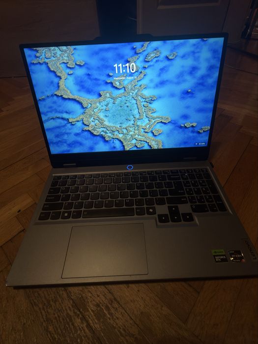 Laptop Gaming Lenovo LOQ 15ARP9