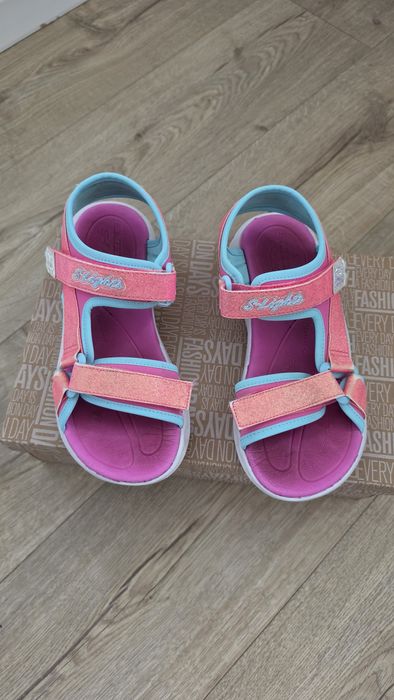 Sandale fete Skechers S-Lights, măr. 36 (23 cm)