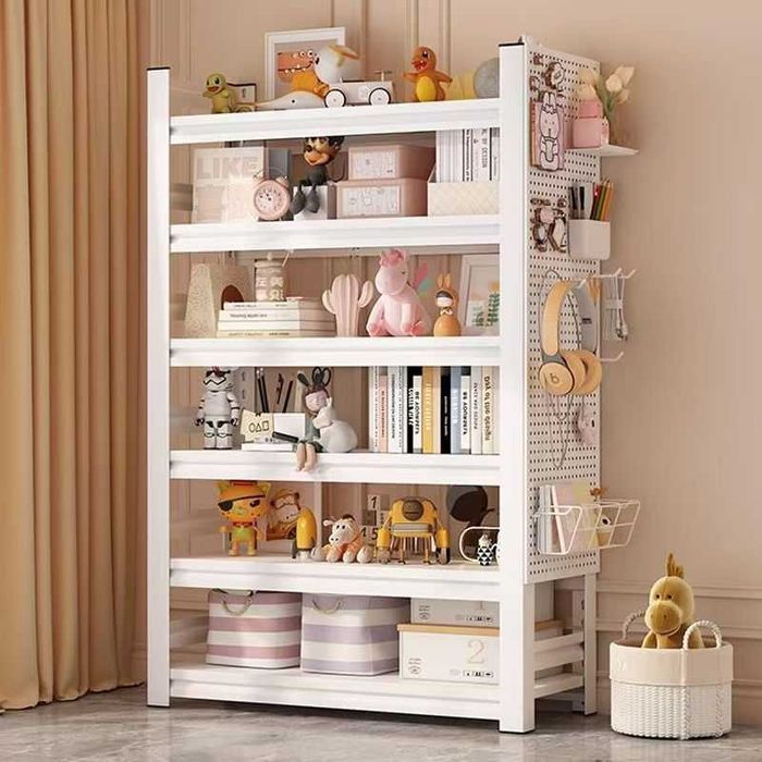 Железная этажерка и стеллаж для балкона и цветов