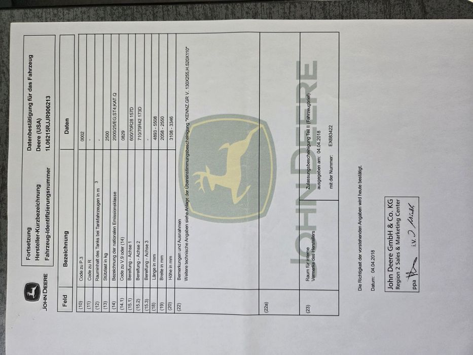 Vand tractor JD.6215 R