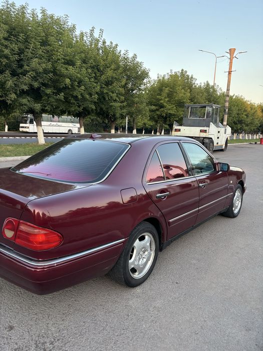 Мерседес бенз W210 кузов