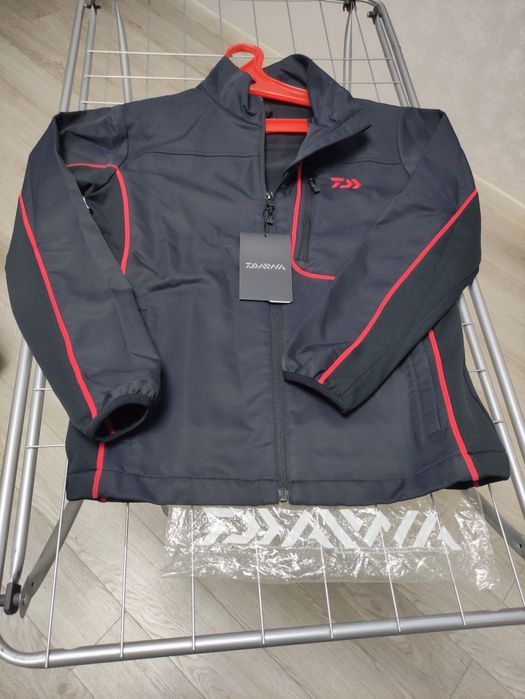 Продам куртку от компании  Daiwa .