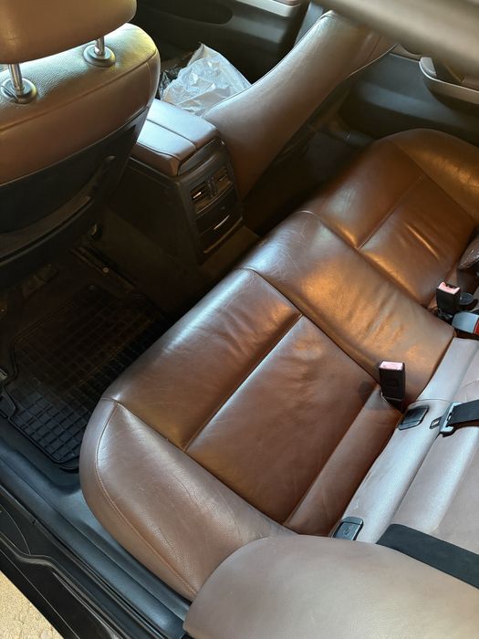 Продавам BMW 330xd e91