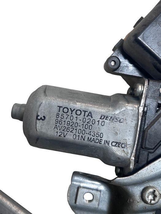 Macara Geam Stanga Spate Toyota Avensis Saloon _T27_ 2008 ->