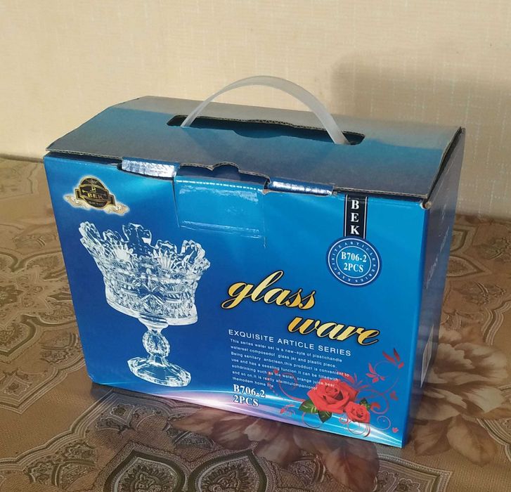 Вазы. Конфетницы. Новые.