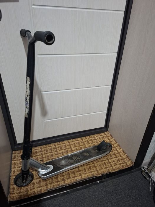 Самокат трюковой