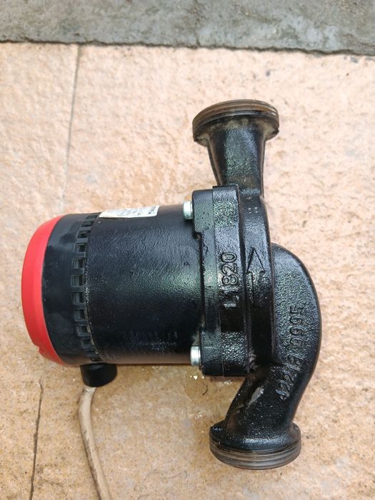 Помпа  за  камина,котел или печка