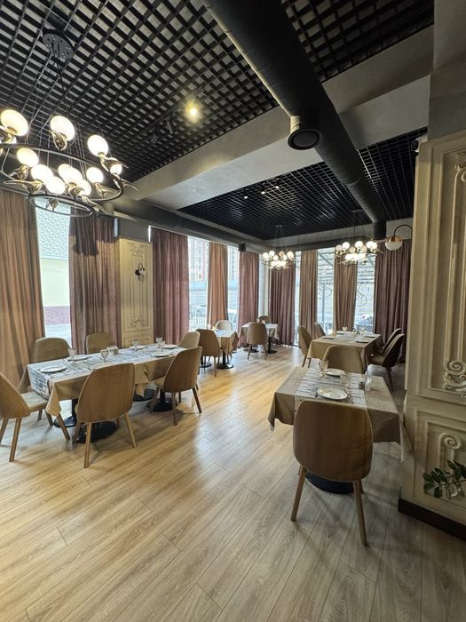 Срочно! Ресторан.  Первая  линия.