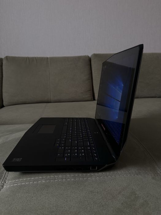 Игровой сенсорный ноутбук Alienware 17