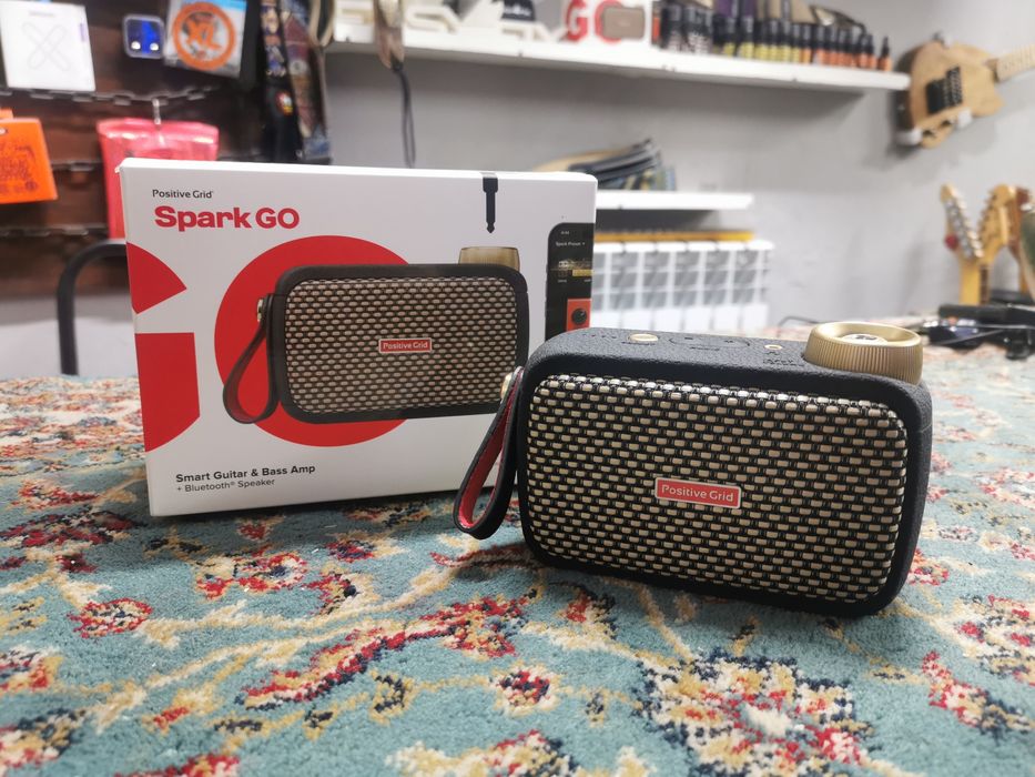 Spark Go Positive Grid комбоусилитель для гитары Hi-end класса