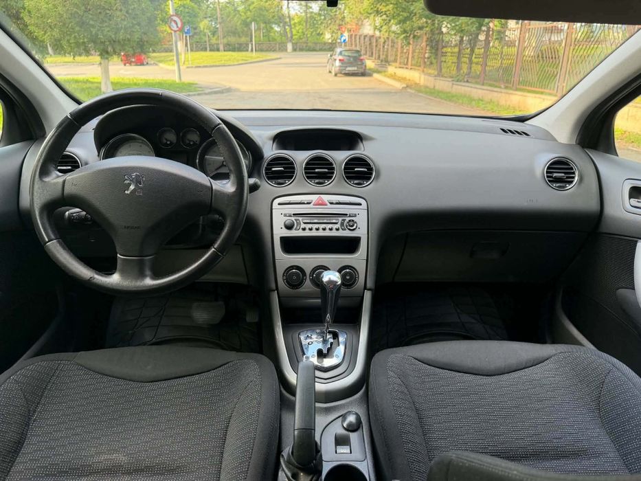 Peugeot 308 1.6 benzina cutie automata 2010
