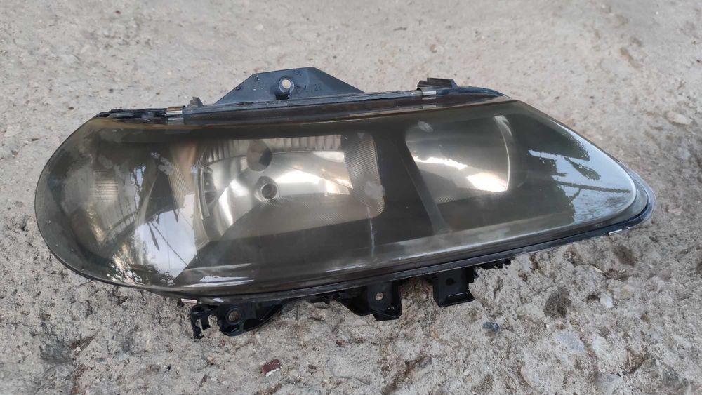 Фарове за Рено Лагуна