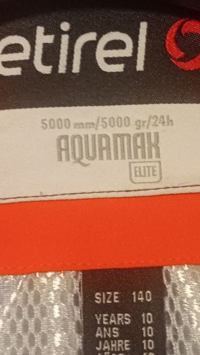 Geaca de ski pentru juniori