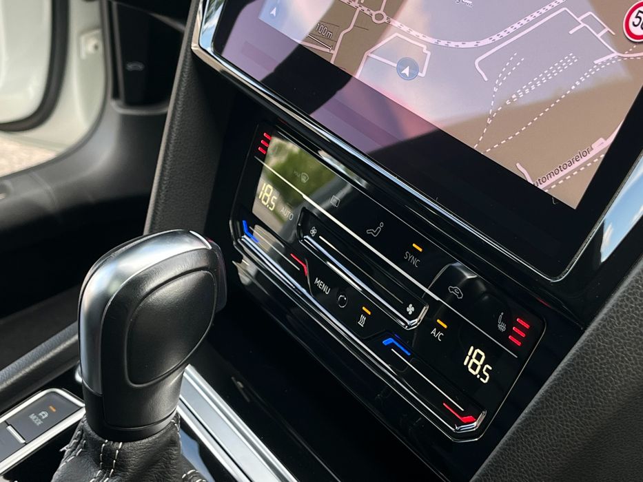 VW Arteon, R-line, 4M, Matrix, Pano, 20"