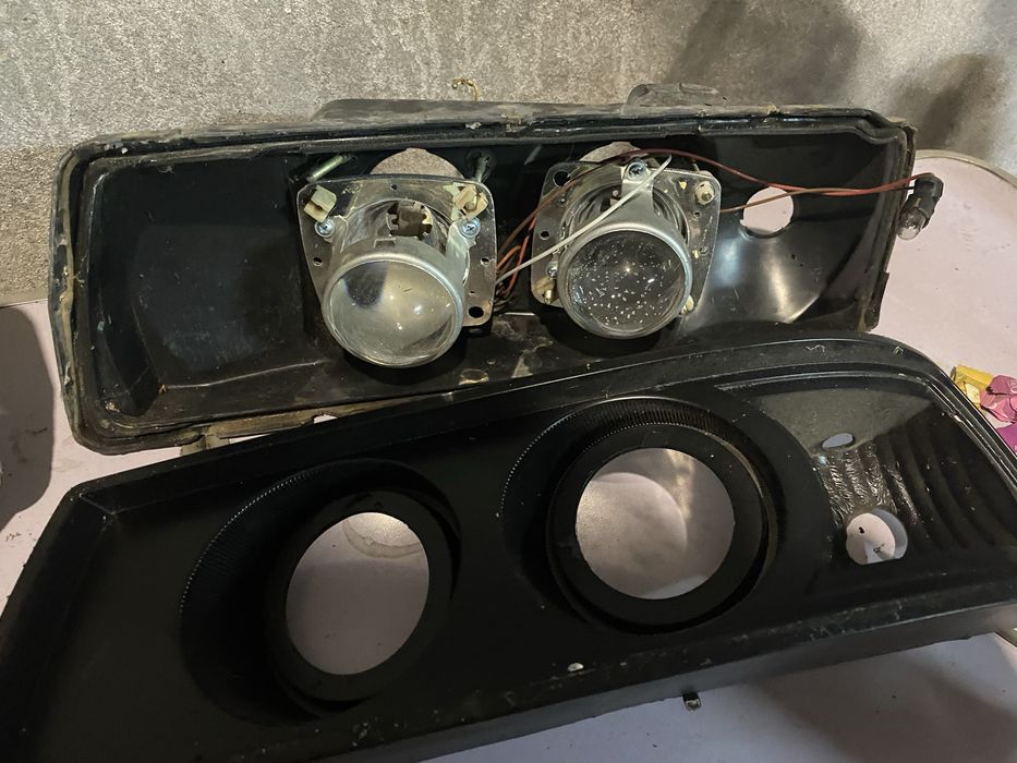 Продам фары Ауди 80