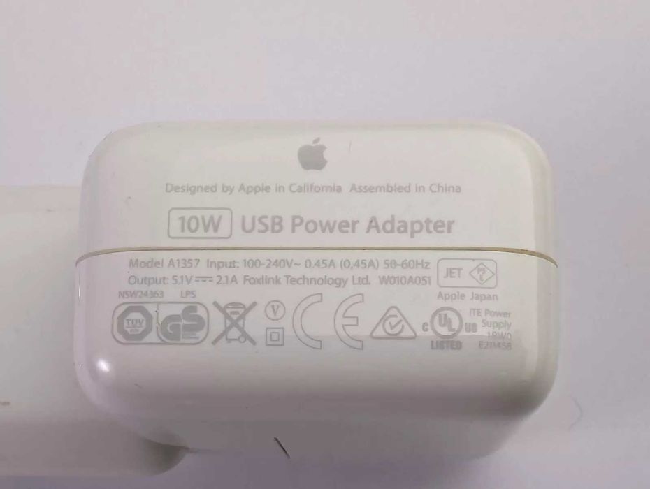 Apple A1357 10W Power Adapter Захранващ Адаптер Зарядно устройство iPad, iPhone таблет телефон USB