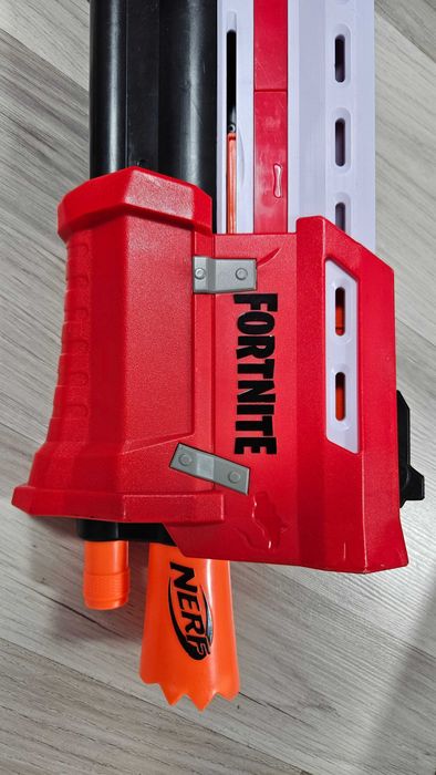 Детски автомат Nerf Fortnite TS Blaster с 3 стрели
