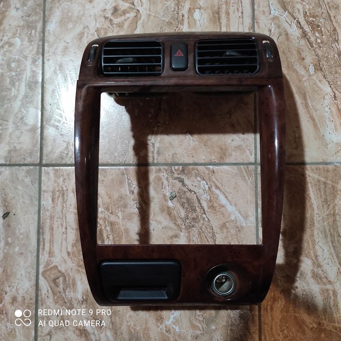 Продам дерево на панель от Мазда 626 птичка