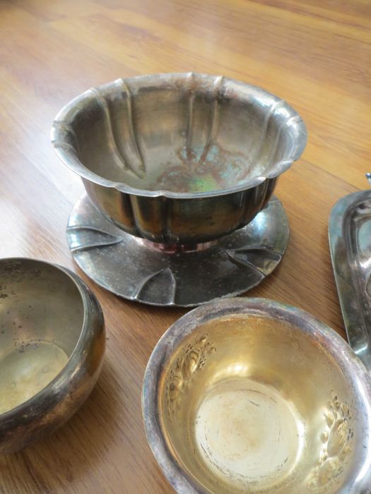 Посребрени свещник, чинийки, купички за лед, сосиери Prima Nysilver