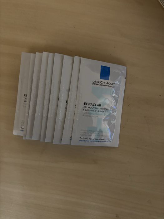 La roche-posay gel fata effaclar 15 plicuri (1x7ml) si crema +M 15x3ml