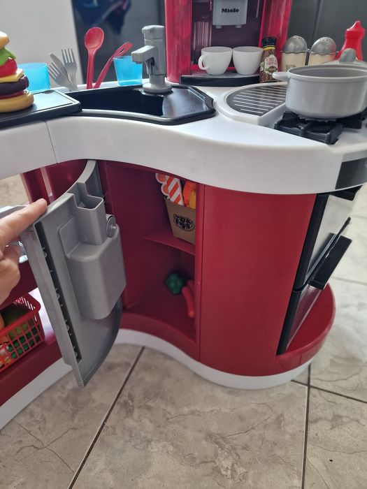 Детска кухня Miele