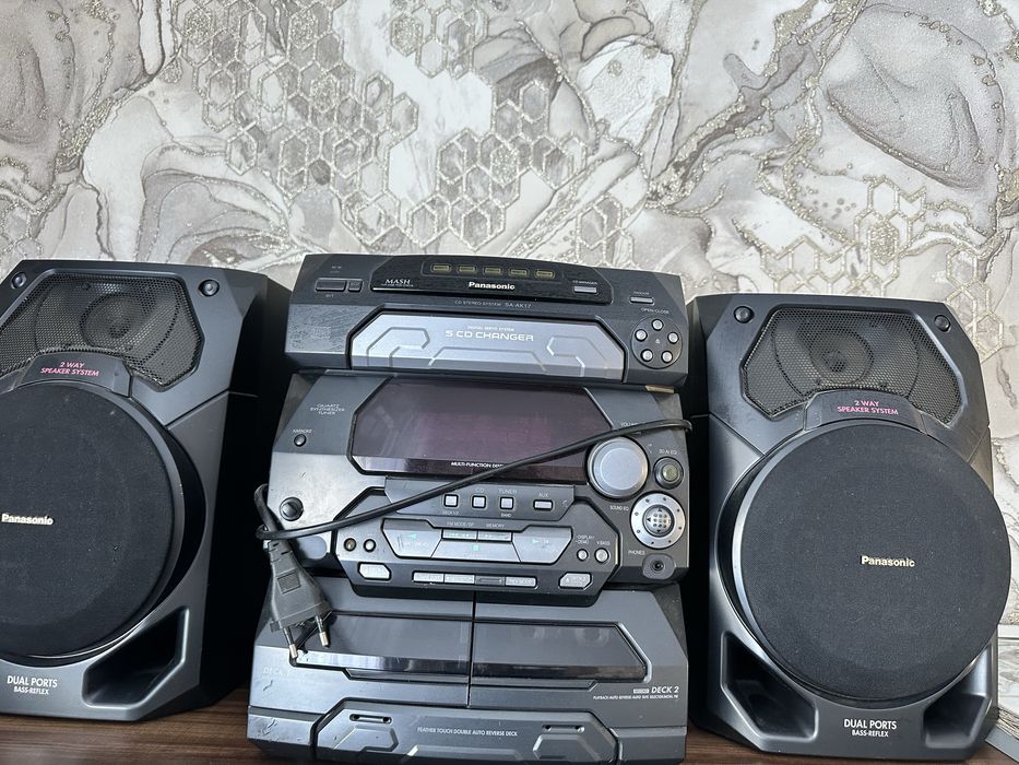 Музыкальный центр Панасоник